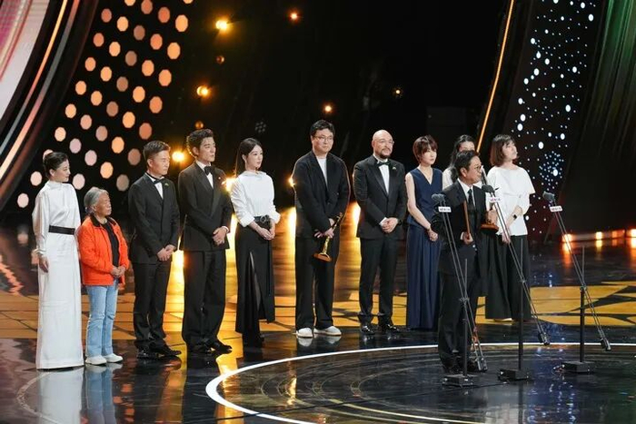 《生命树》获第33届中国电视金鹰奖最佳电视剧。新华社记者薛宇舸 摄