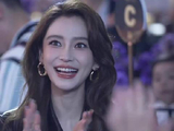 杨颖好漂亮啊，整个人都在发光，美的挪不开眼