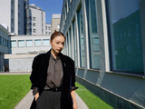 《时装L'OFFICIEL》独家镜头记录高叶Armani时装周街头行