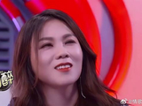 周华健阿云嘎同台唱歌，周华健声音太明显，一下就听出丨我们的歌