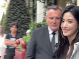 卢昱晓酒店出发扑面而来的是姐姐的香气