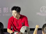 陈飞宇生图帅翻，马朝阳眼神吓人，反差巨大