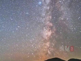 伴梓渝歌声邂逅壮美秋日星空画卷