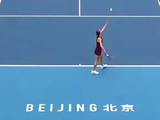 整场比赛看得人热血沸腾🎾，郑钦文交出一场极具含金量的精彩对决！…