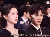 彩带承载了一个女孩满满的爱意