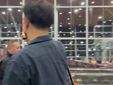 王一博到马来西亚啦！坐上小车了好乖哟 85练车顺利 高清视频