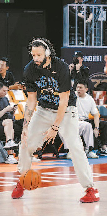             麦基与上海男篮尚在磨合          