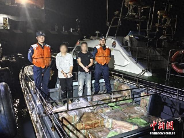 图为犯罪嫌疑人指认现场。广西北海海警局 供图
