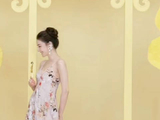 哦莫哦莫你们有没有看今天新中式造型的迪丽热巴？好美啊