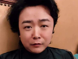 导演说肖战演唱会自己被朋友问疯