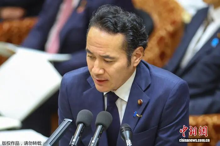 2026年10月13日，日本东京，日本农林水产大臣梁和生出席众议院预算委员会并接受质询。