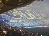 至死忠于曼城，曼城球迷赛前展示巨幅TIFO“CTID”