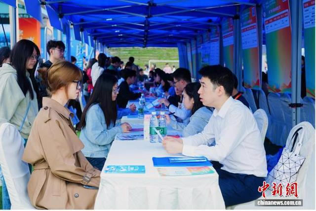 图为活动现场。重庆人社 供图