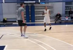 身高1米75，有人说他是NBA之外的最强控球手