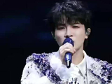 周深再谈歌手当打之年 从竞演舞台到万人演唱会