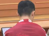 中国留学生当众身披旭日旗，钧正平：无论身处哪个国家，为军国主义张目都是对人类良知的公然冒犯，为人所不齿