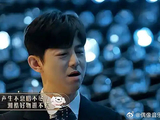 杨千嬅炎明熹同台，唱《勇》，台下的何炅直接听哭！