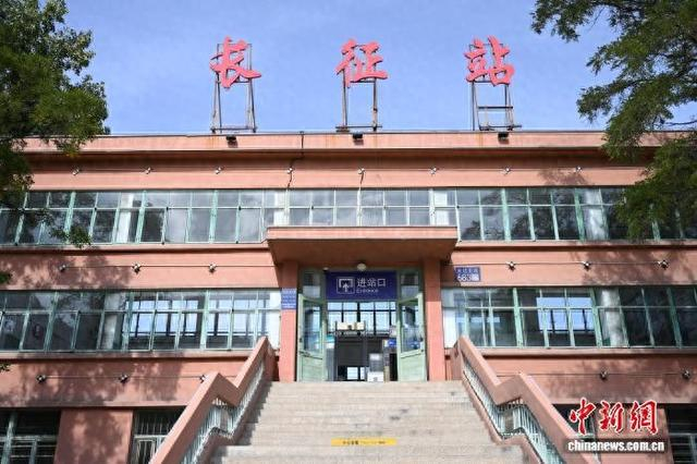 图为长征站。 戴文昌 摄