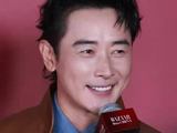 罗晋唐嫣研究6岁女儿画作 罗晋领带饰品是女儿画