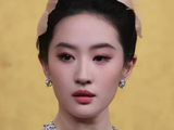 三年压轴女王刘亦菲 VOGUE时尚之力盛会