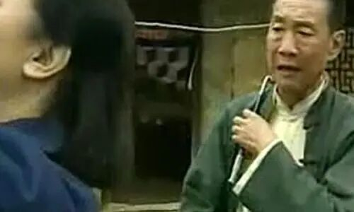 电视剧《当家的女人》（2004） 饰 李月久