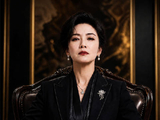 短剧·掌权人婆婆不好惹-第25集-凌婉和儿媳向瑶回国归来，在去见儿子裴承宇的路上与小三杨曼妮撞车。杨曼妮违规却倒打一耙