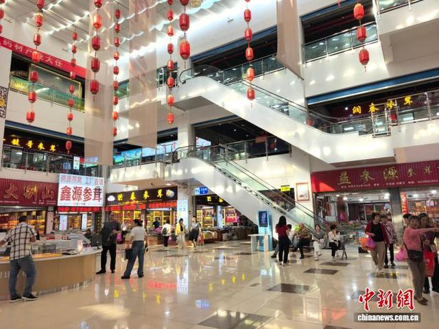 图为浙八味药材城。张煜欢 摄