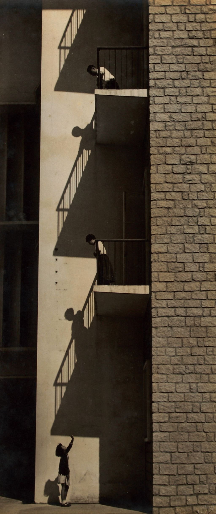 《请下来》，1950s。© 赵锦超