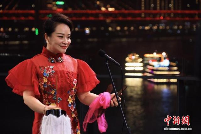 图为非遗四川清音表演。郭旭 摄