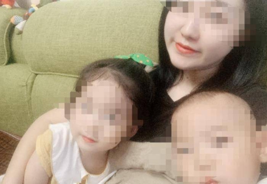 警方恢复重庆姐弟坠亡案两被告1.7万条聊天记录_手机新浪网