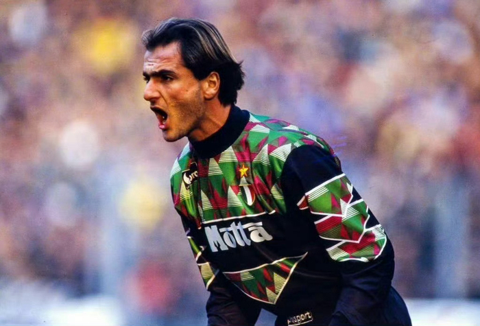 米兰传奇门将塞巴斯蒂亚诺·罗西迎来生日