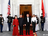 习近平和彭丽媛出席欢迎宴会高清大图