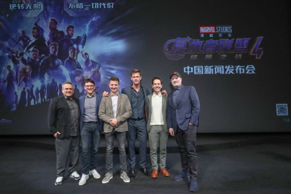 《复仇者联盟4：终局之战》部分演员在中国上海参加电影发布会。（新浪微博@漫威影业）