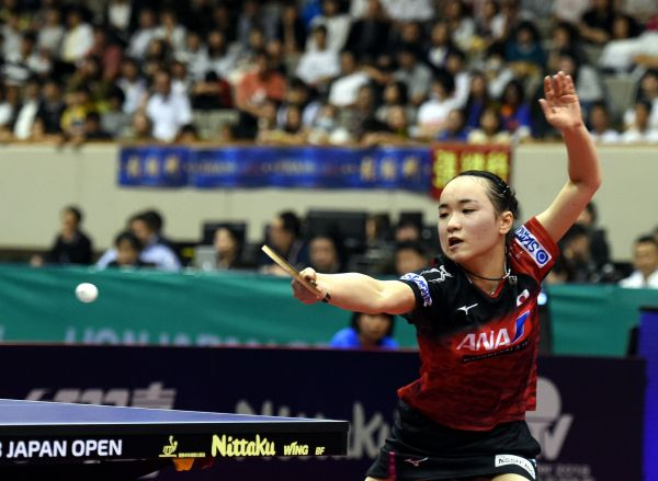 日本女乒选手伊藤美诚在比赛中。新华社记者马平摄