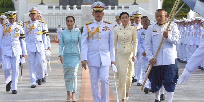 泰国十世王大赦天下