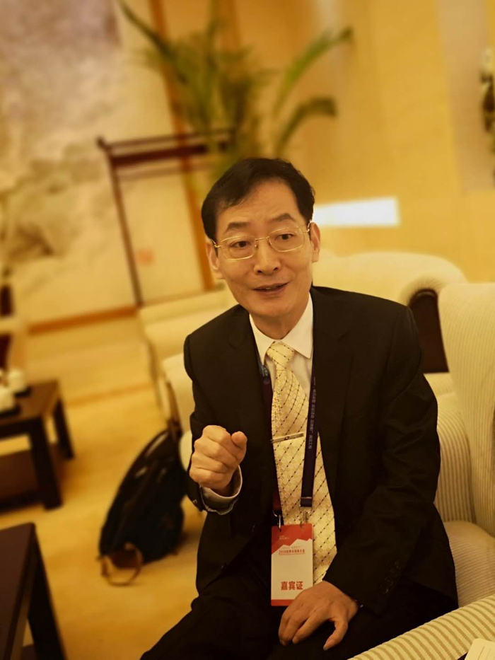 于燮康接受记者采访（杨洁 摄）