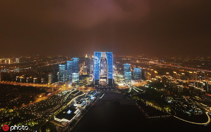 苏州工业园区金鸡湖璀璨之夜，图片来源：IC photo