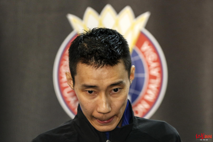 李宗伟出席新闻发布会宣布退役时潸然泪下&nbsp;图据东方IC