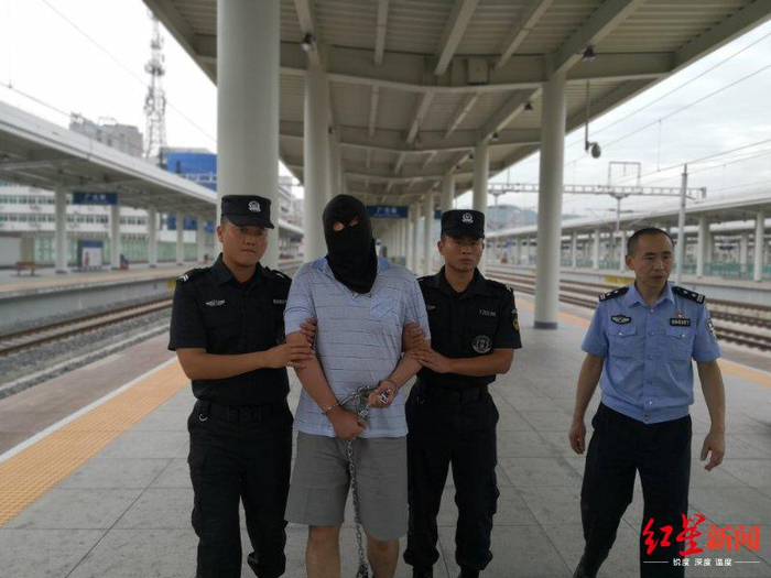 陈某被押解回南充