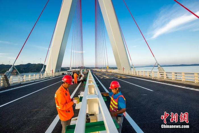  2019年5月，建设中的鄱阳湖二桥。傅建斌 摄&nbsp;