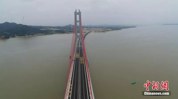  航拍建成后的鄱阳湖二桥。夏睿德 摄