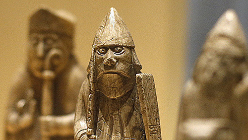  新发现的刘易斯岛象棋棋子近200年来一直缺失。（路透社）