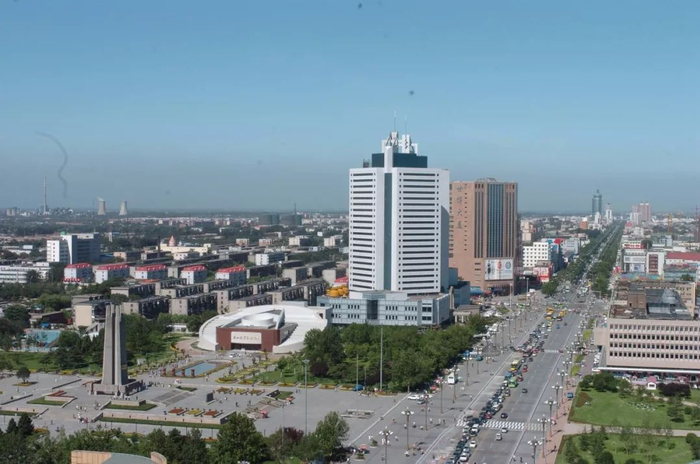  这是唐山大地震30周年后的新唐山。&nbsp;新华社记者 杨世尧 摄