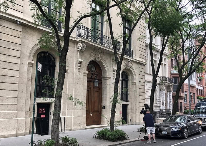 　爱泼斯坦在曼哈顿的豪宅。（图自社交媒体）