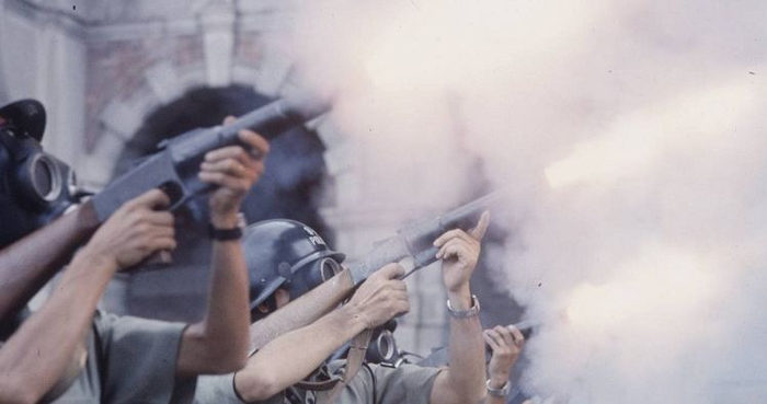  1967年港英政府镇压示威群众