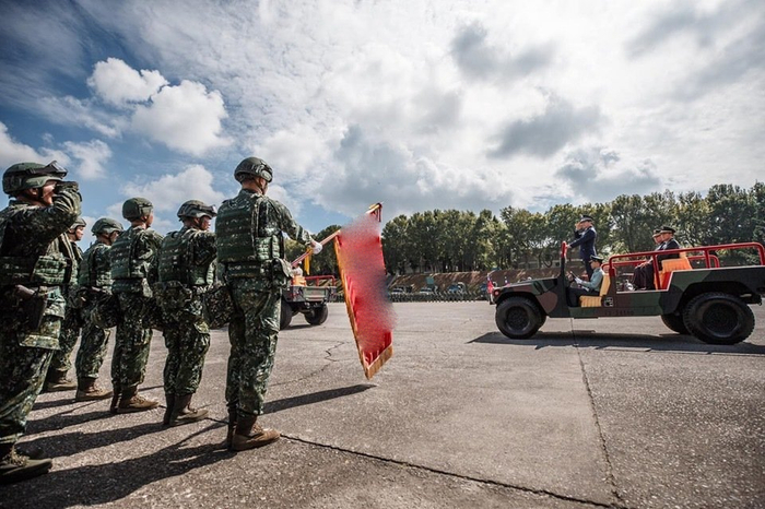 586旅联兵营在成立仪式上 图源：台军