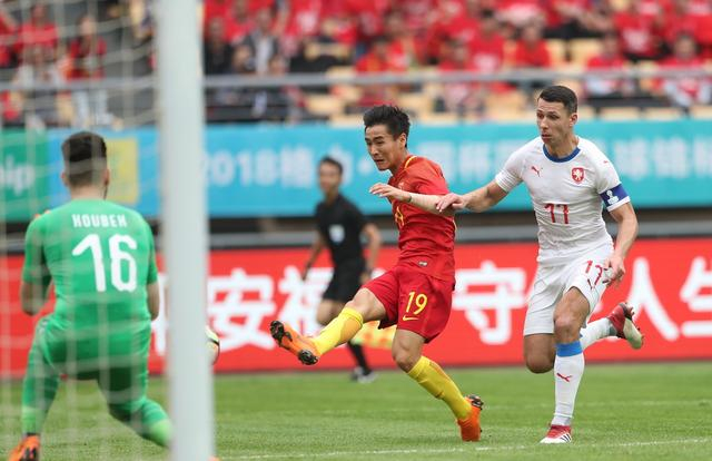 韦世豪 新华社资料图