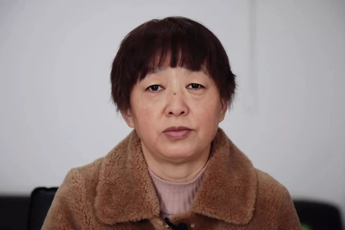 苏银霞出狱后将头发染黑。新京报记者王嘉宁&nbsp;摄