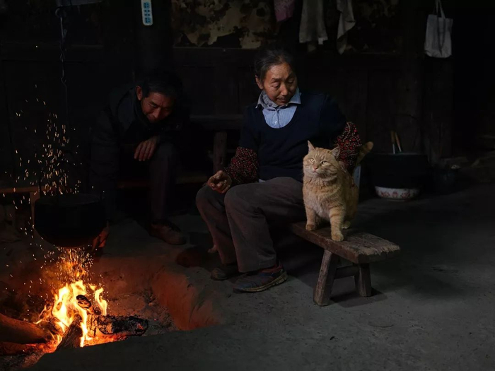 巴中市通江县文胜乡谭坪村贫困户徐心尧家中