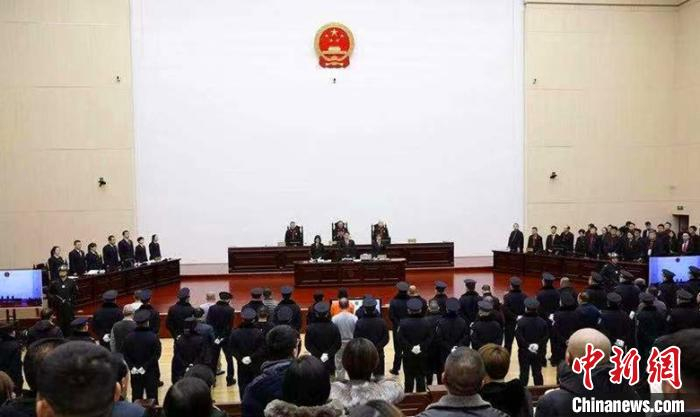 　　太原市中级人民法院依法对被告人“小四毛”任爱军等24人犯组织、领导、参加黑社会性质组织罪一案公开开庭进行宣判。山西省高院供图